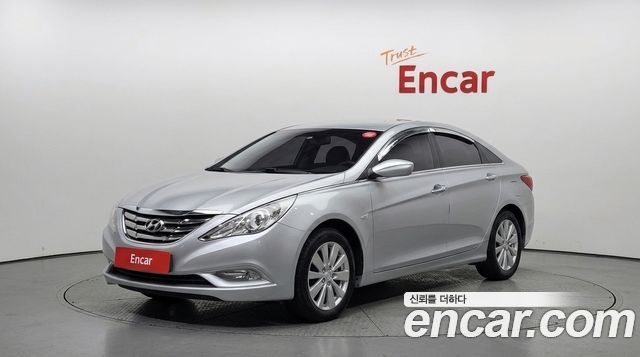 Hyundai Sonata 2011 — photo 1