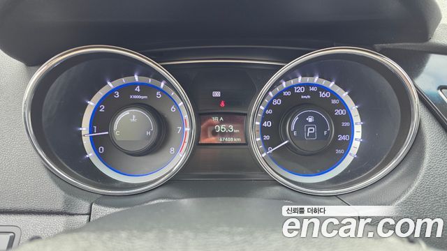 Hyundai Sonata 2011 — photo 8