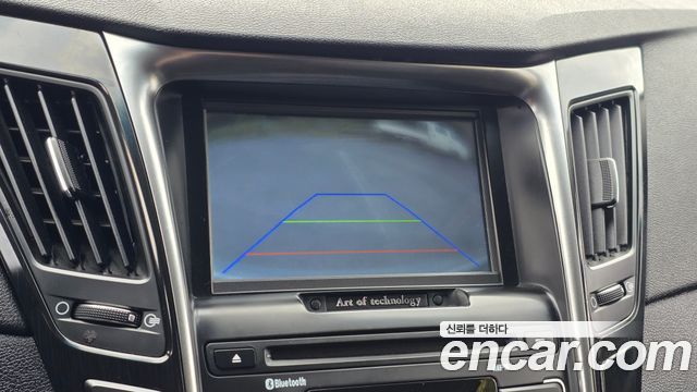 Hyundai Sonata 2011 — photo 14