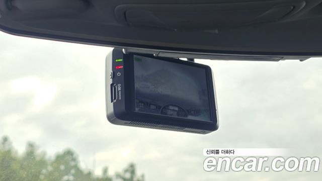 Hyundai Sonata 2011 — photo 16