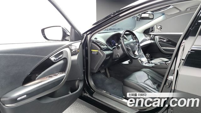 Hyundai Grandeur 2015 — photo 10