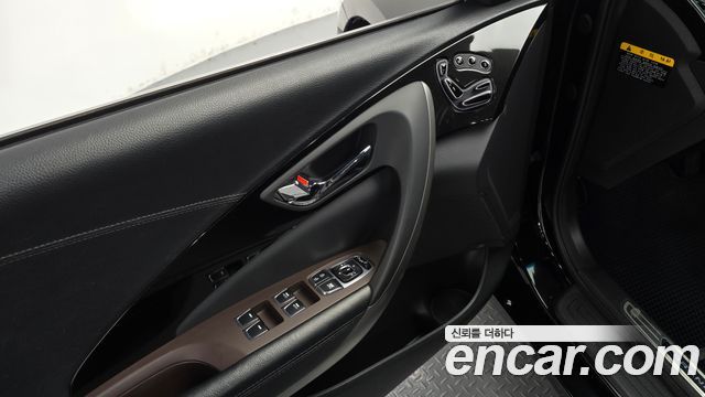 Hyundai Grandeur 2015 — photo 17