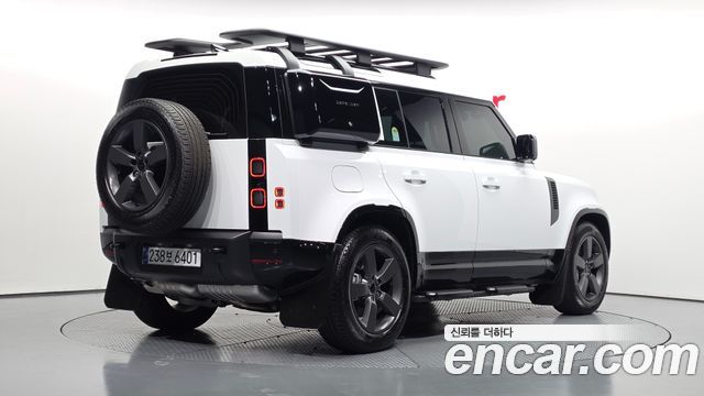 Land Rover Defender 2026 — photo 2