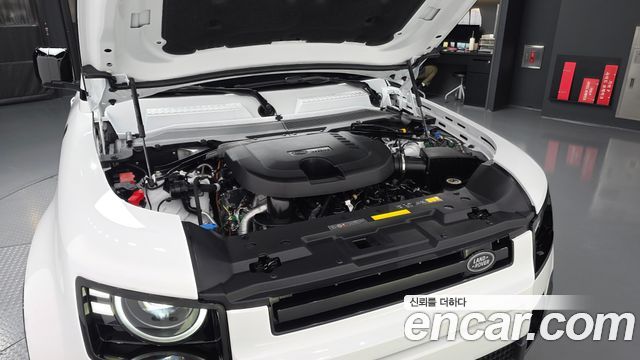 Land Rover Defender 2026 — photo 6