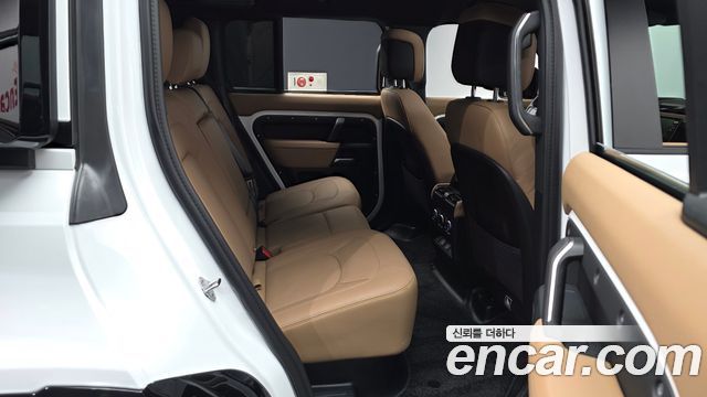 Land Rover Defender 2026 — photo 12