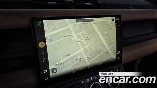 Land Rover Defender 2026 — photo 15