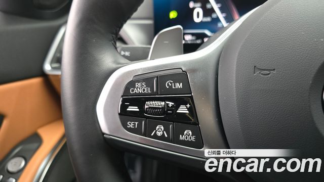 BMW 3-Series 2024 — photo 16