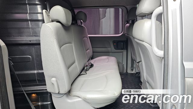 Hyundai Starex 2013 — photo 11