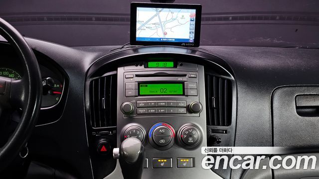 Hyundai Starex 2013 — photo 14