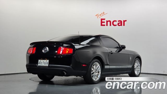 Ford Mustang 2012 — photo 2
