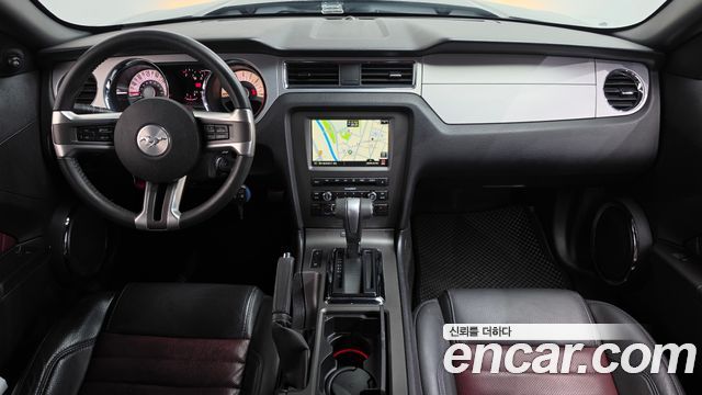 Ford Mustang 2012 — photo 7