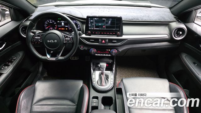 Kia K3 2022 — photo 10