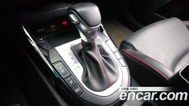 Kia K3 2022 — photo 12