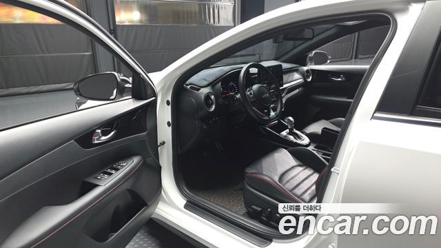 Kia K3 2022 — photo 13
