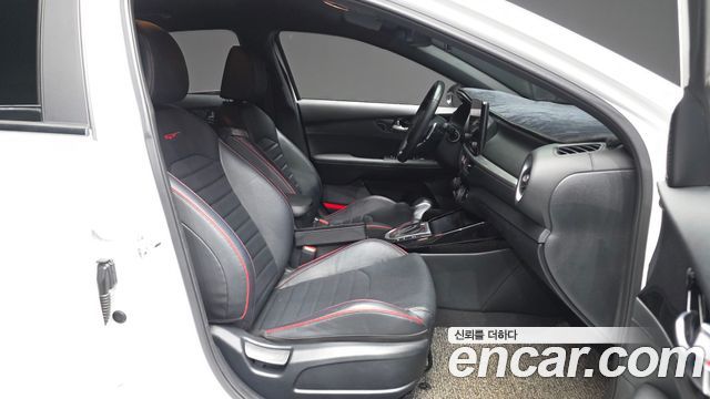 Kia K3 2022 — photo 17