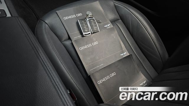 Genesis G80 2019 — photo 25