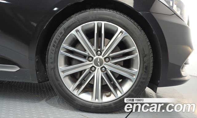Genesis G80 2019 — photo 7