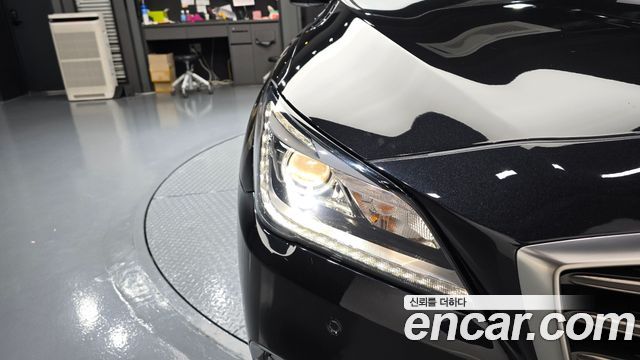 Genesis G80 2019 — photo 8