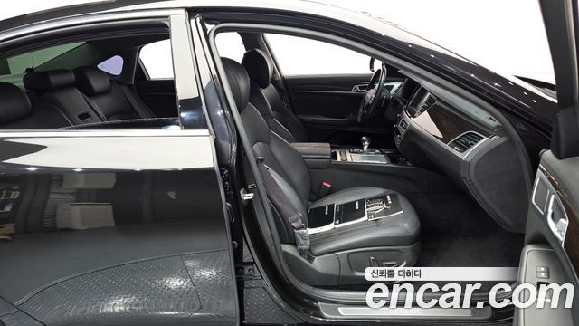 Genesis G80 2019 — photo 16