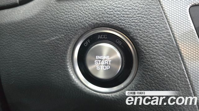 Genesis G80 2019 — photo 27