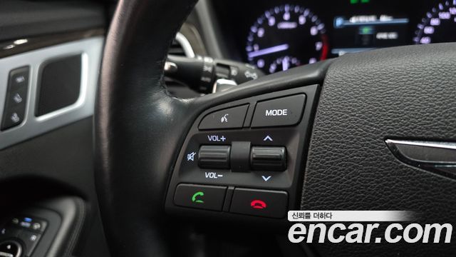 Genesis G80 2019 — photo 29