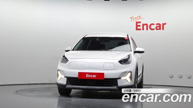 Kia Niro 2023 — photo 3