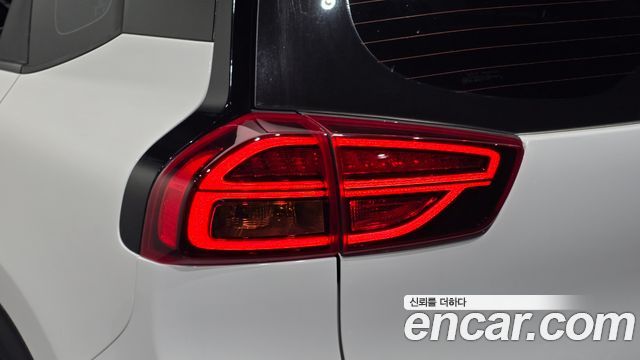 Kia Niro 2023 — photo 9