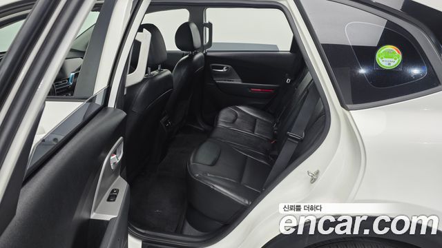 Kia Niro 2023 — photo 16