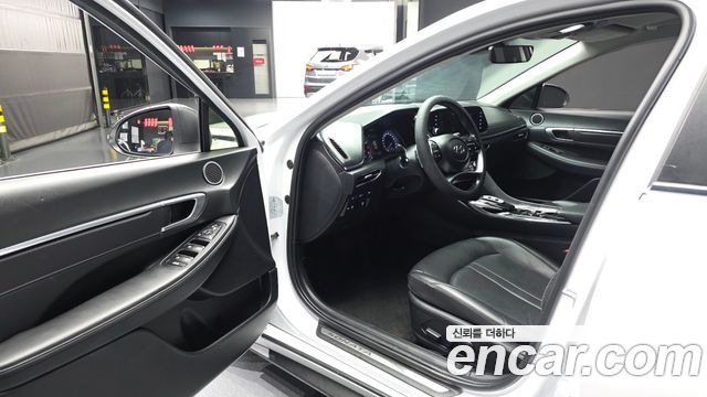 Hyundai Sonata 2023 — photo 13