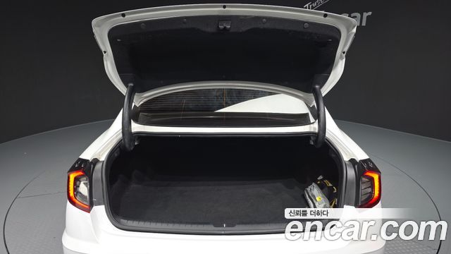 Hyundai Sonata 2023 — photo 26