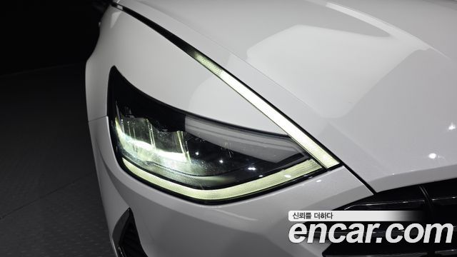 Hyundai Sonata 2023 — photo 8