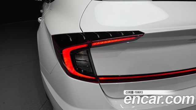 Hyundai Sonata 2023 — photo 9