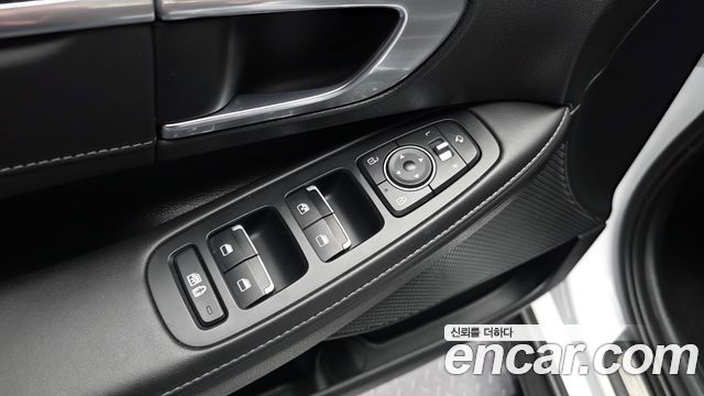 Hyundai Sonata 2023 — photo 30