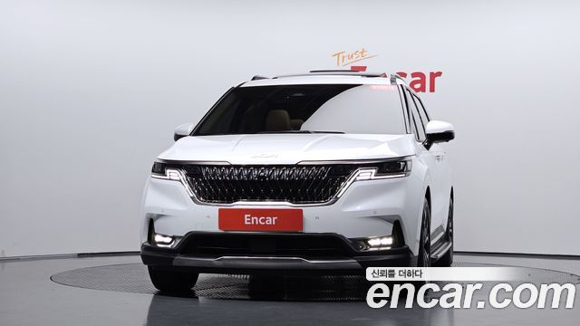 Kia Canival 2023 — photo 3