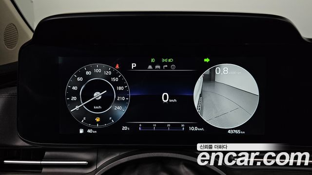 Kia Canival 2023 — photo 11