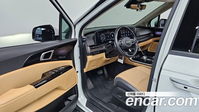 Kia Canival 2023 — photo 13