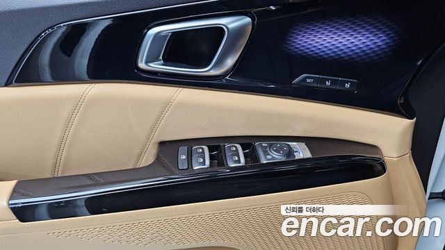 Kia Canival 2023 — photo 23