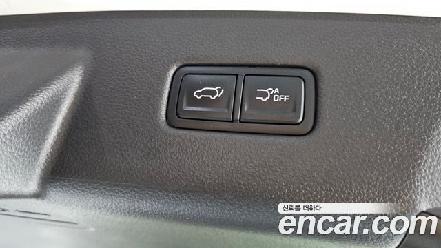 Kia Canival 2023 — photo 34