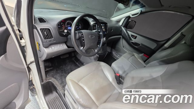 Hyundai Starex 2018 — photo 7