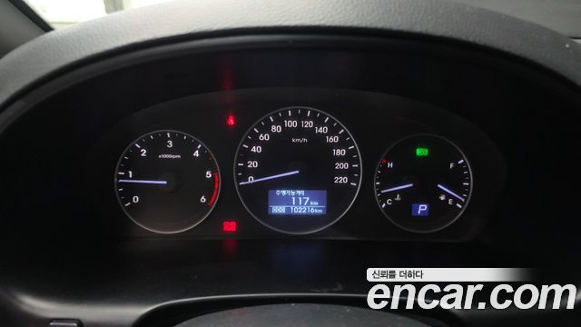 Hyundai Starex 2018 — photo 8