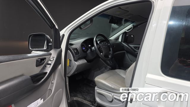 Hyundai Starex 2018 — photo 10