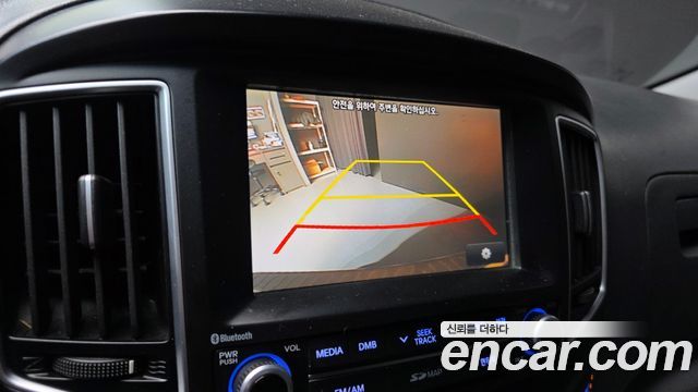Hyundai Starex 2018 — photo 16