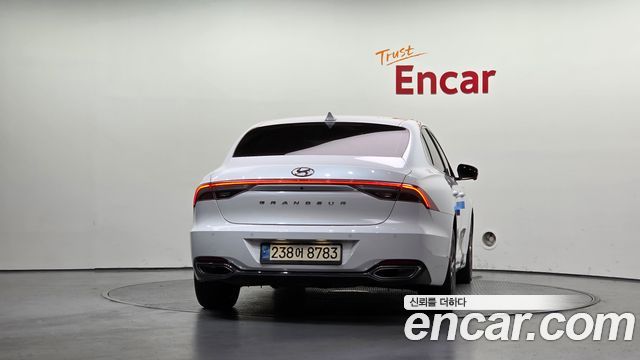 Hyundai Grandeur 2022 — photo 4