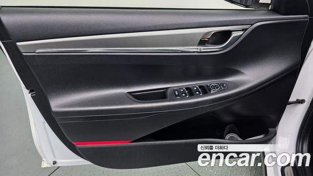 Hyundai Grandeur 2022 — photo 14