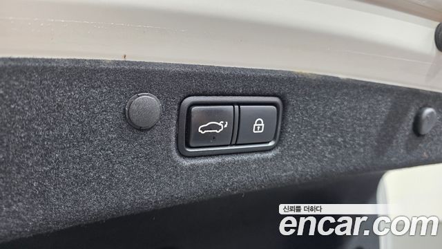 Hyundai Grandeur 2022 — photo 32