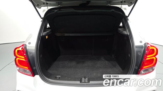 Chevrolet Korea Trax 2019 — photo 20