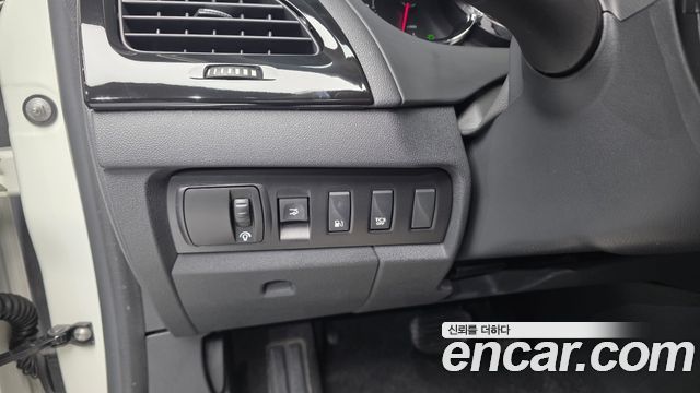Renault Korea SM3 2016 — photo 24