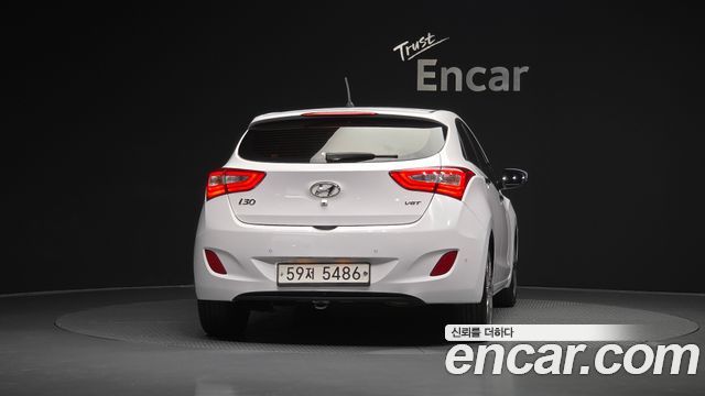 Hyundai i30 2015 — photo 4