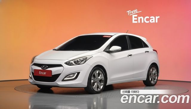 Hyundai i30 2015 — photo 1