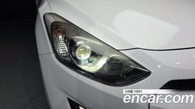 Hyundai i30 2015 — photo 8